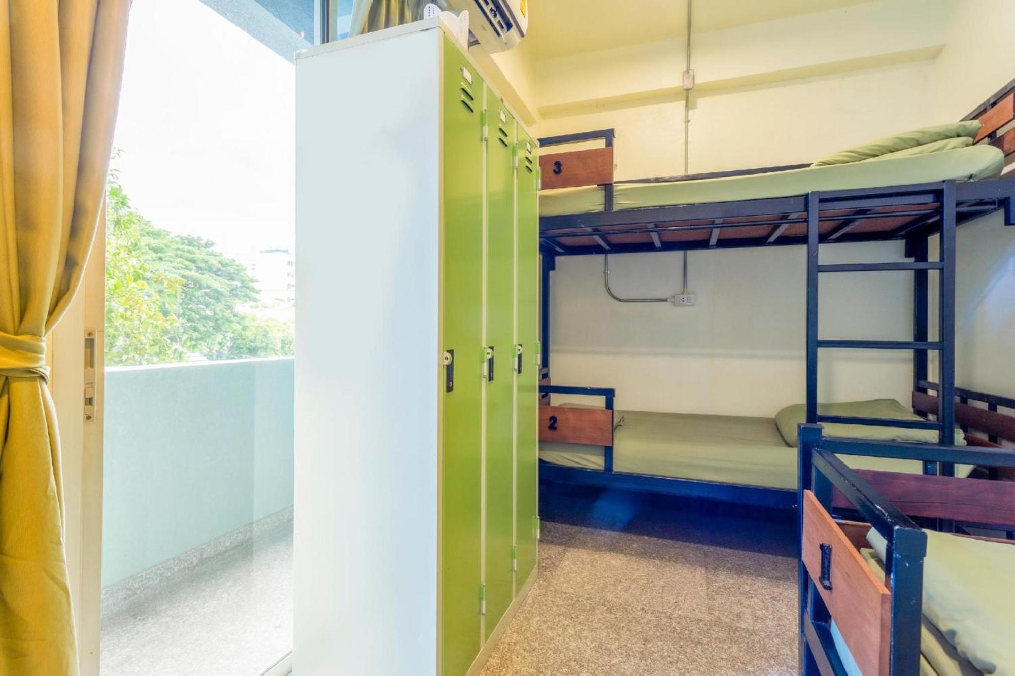 Oyo 928 Leaf Hostel Chiang Mai Dış mekan fotoğraf