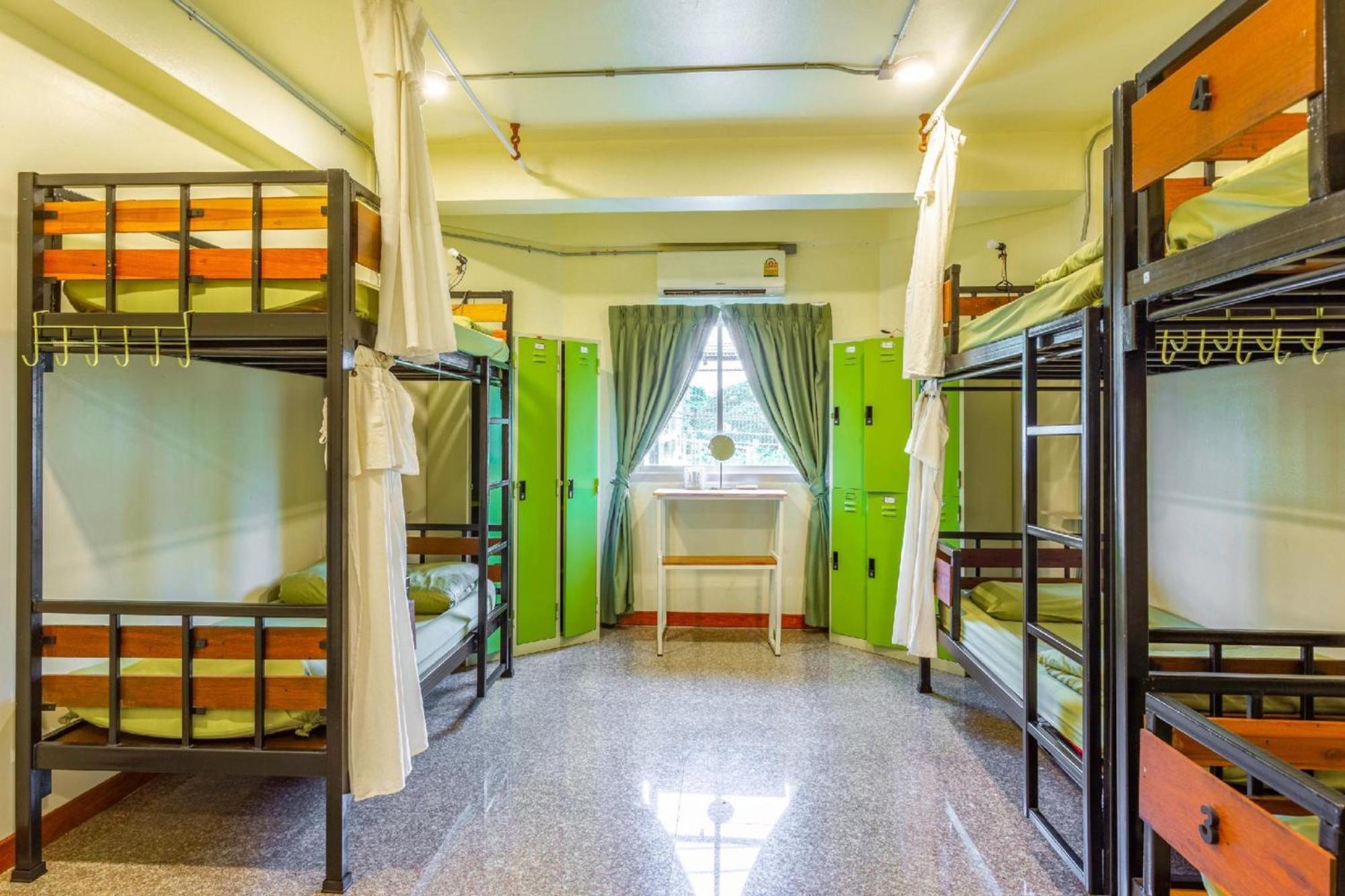 Oyo 928 Leaf Hostel Chiang Mai Dış mekan fotoğraf